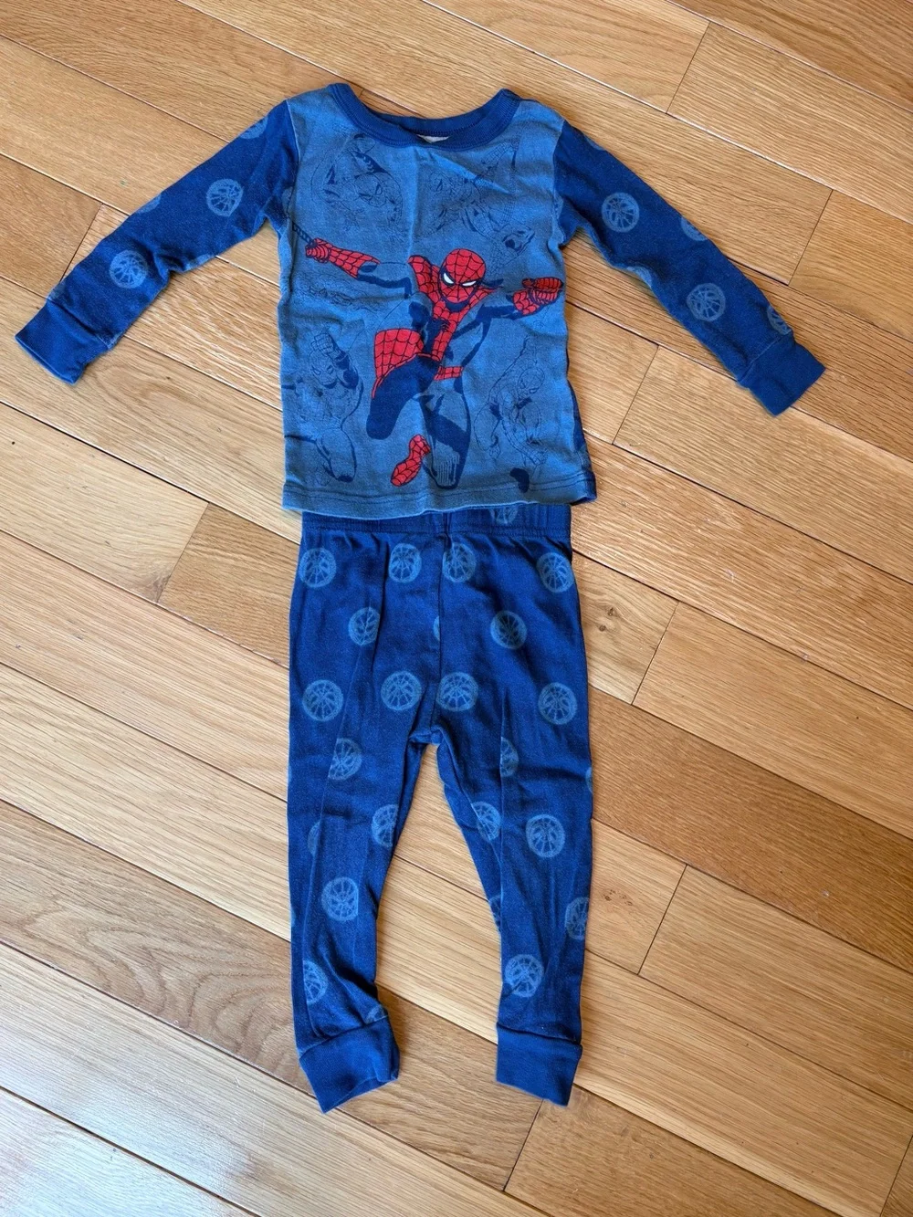 Lot of 10 Sets of Boys 2t Pajamas